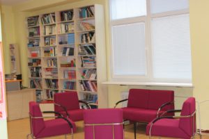 Knižnica pre žiakov základnej školy Pri kríži