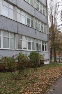 Budova základnej školy Pri kríži